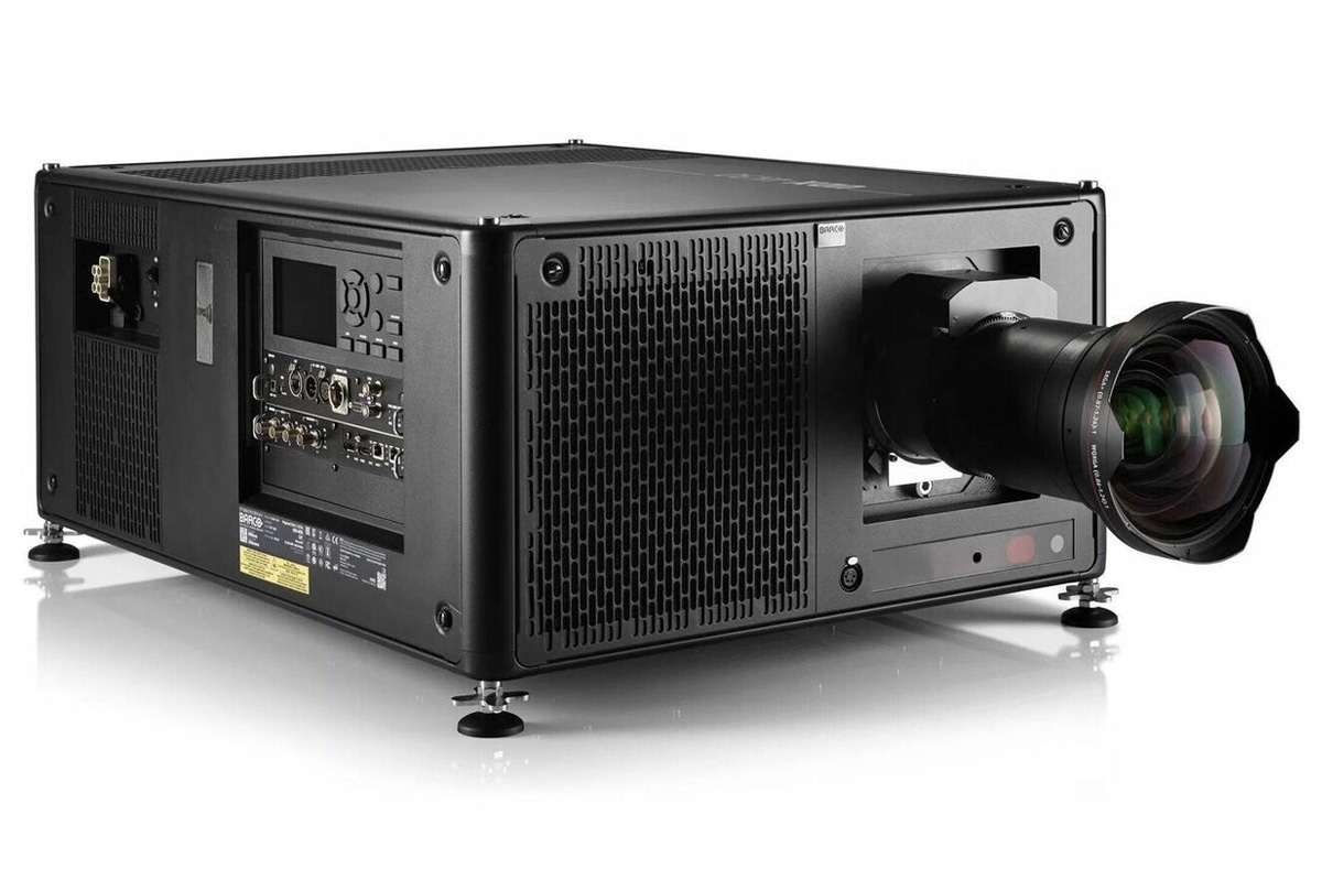 Лазерный проектор Barco [QDX 4K45] [без объектива], 3DLP, 45000Лм, 4K UHD, 2200:1, 20000ч. HDMI 2.1 (HDCP 2.2); DP 1.4 (HDCP 1.3); RJ45 Ethernet / RS232 / USB(5v) / 12V out/ BNC 3D sync in-out, 79 кг. [R9410851-BU]